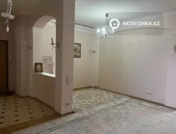 2-комнатная квартира, этаж 4 из 11, 96 м²