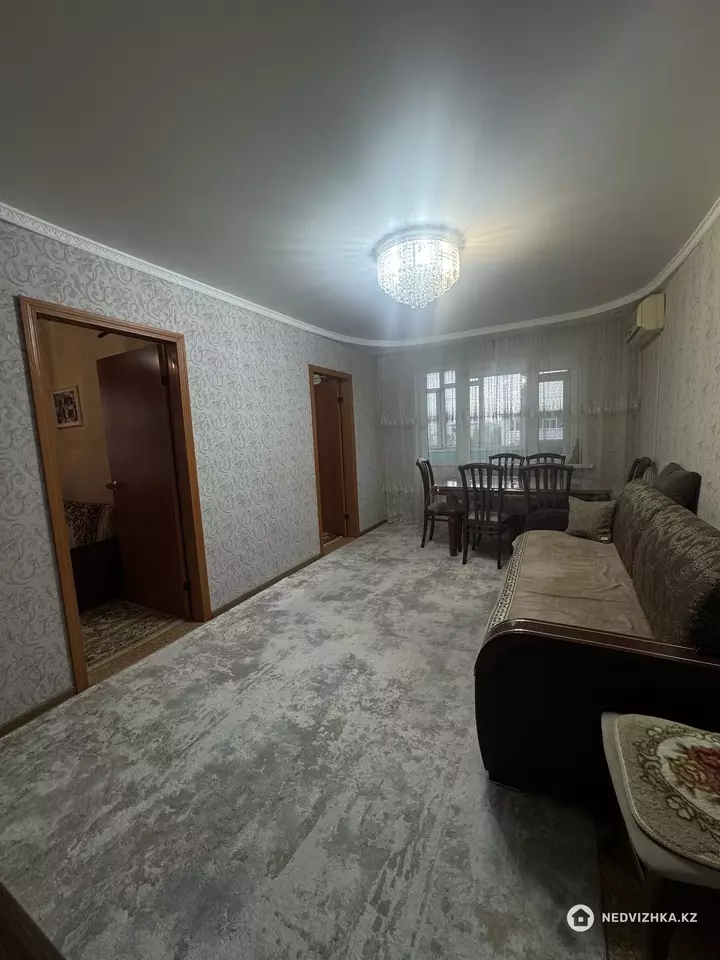 61.4 м², 4-комнатная квартира, этаж 5 из 5, 61 м², изображение - 1