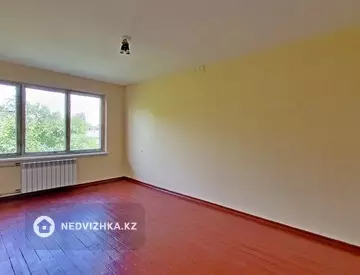 3-комнатная квартира, этаж 5 из 5, 63 м²