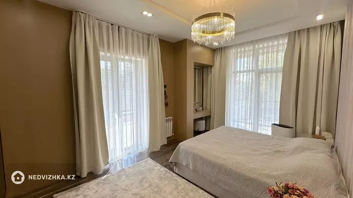 135.3 м², 3-комнатная квартира, этаж 1 из 3, 135 м², изображение - 1