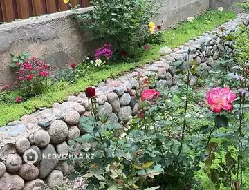 4-комнатный дом, 7 соток, 87 м²