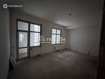 4-комнатная квартира, этаж 2 из 7, 171 м²