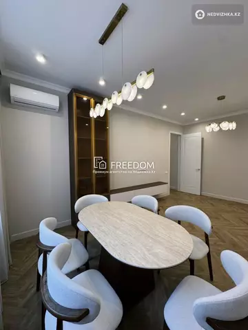 3-комнатная квартира, этаж 9 из 17, 89 м²