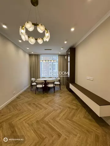 3-комнатная квартира, этаж 9 из 17, 89 м²