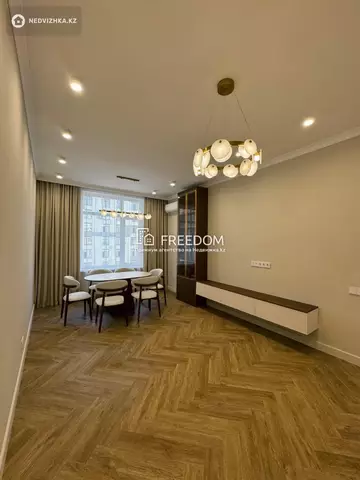 3-комнатная квартира, этаж 9 из 17, 89 м²