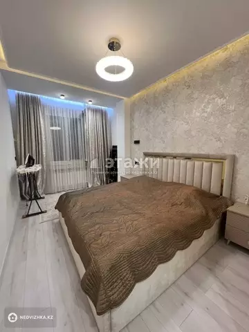 2-комнатная квартира, этаж 3 из 3, 61 м²