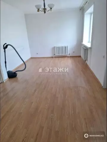 1-комнатная квартира, этаж 2 из 9, 42 м²