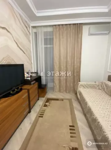 1-комнатная квартира, этаж 10 из 10, 40 м²