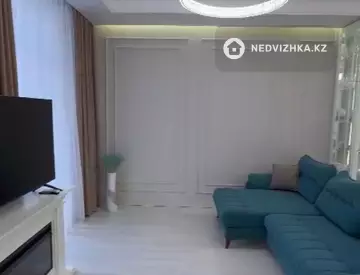 3-комнатная квартира, этаж 6 из 10, 82 м²