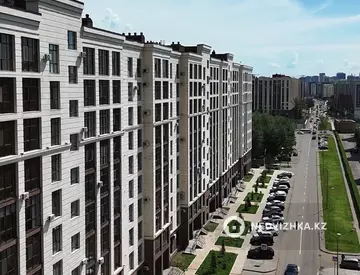3-комнатная квартира, этаж 6 из 10, 82 м²