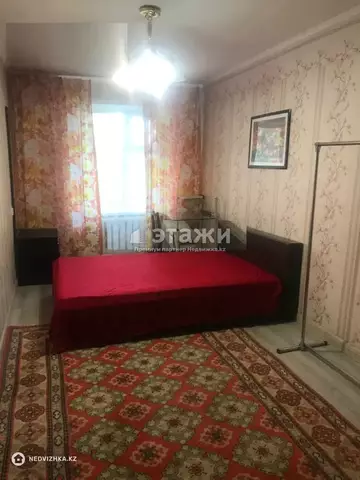 2-комнатная квартира, этаж 4 из 5, 45 м²