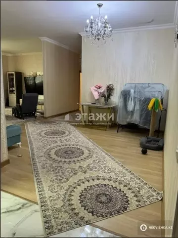 3-комнатная квартира, этаж 13 из 19, 126 м²