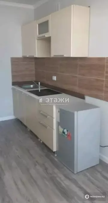 38 м², 1-комнатная квартира, этаж 1 из 9, 38 м², изображение - 1