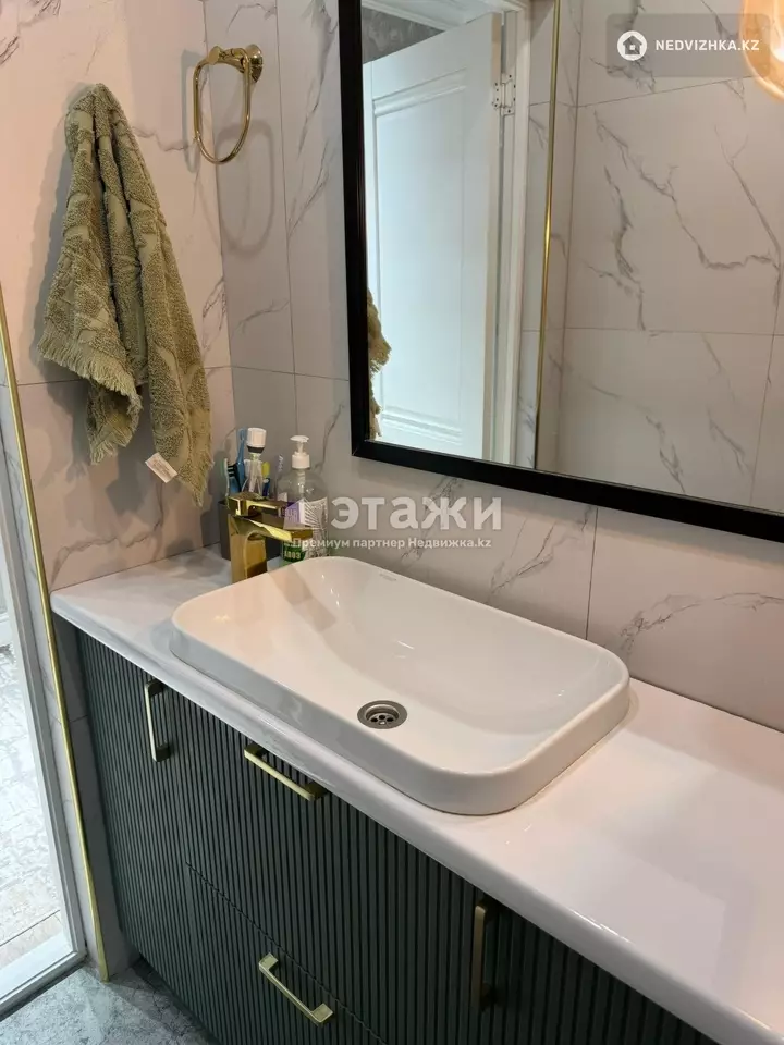 70.1 м², 2-комнатная квартира, этаж 2 из 5, 70 м², изображение - 1