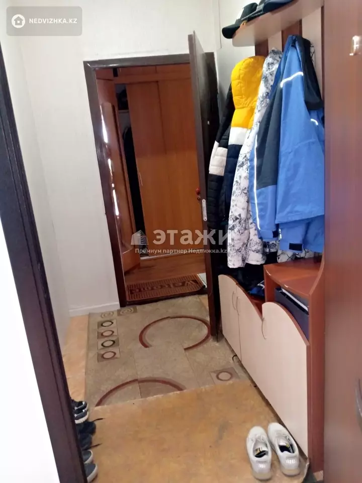 66.5 м², 2-комнатная квартира, этаж 3 из 5, 66 м², изображение - 1