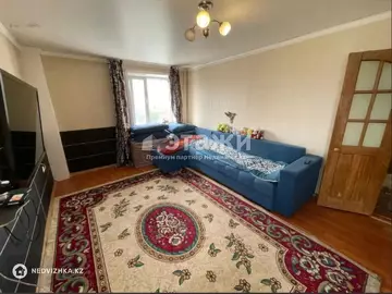 3-комнатная квартира, этаж 4 из 5, 64 м²