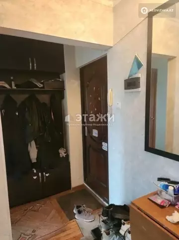 2-комнатная квартира, этаж 3 из 5, 44 м²