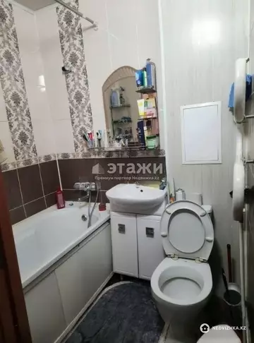 2-комнатная квартира, этаж 3 из 5, 44 м²
