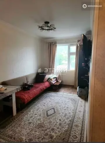2-комнатная квартира, этаж 3 из 5, 44 м²