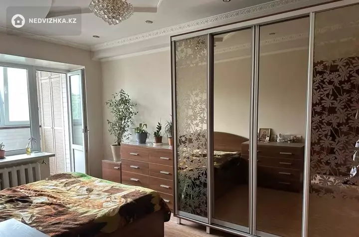 76 м², 4-комнатная квартира, этаж 4 из 4, 76 м², изображение - 1