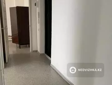 2-комнатная квартира, этаж 4 из 5, 56 м²