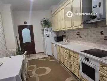 3-комнатная квартира, этаж 10 из 12, 105 м²