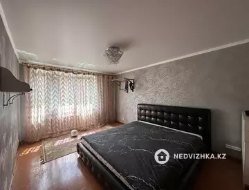 4-комнатная квартира, этаж 5 из 5, 77 м²