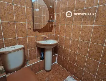 2-комнатная квартира, этаж 4 из 5, 60 м²