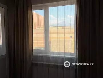 2-комнатная квартира, этаж 7 из 12, 50 м², посуточно