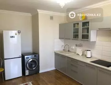 2-комнатная квартира, этаж 7 из 9, 81 м²