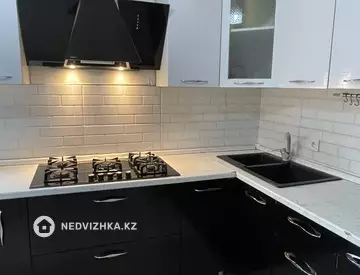 5-комнатный дом, 2.5 соток, 185 м²
