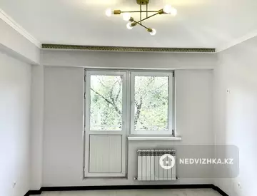 3-комнатная квартира, этаж 4 из 5, 84 м²