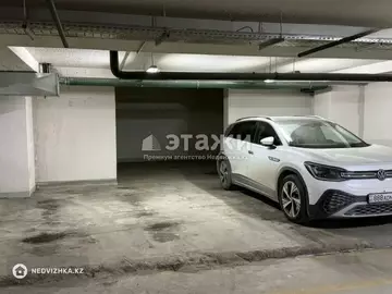 Офисное помещение, 3 этажа, 350 м²