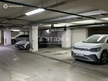 Офисное помещение, 3 этажа, 350 м²