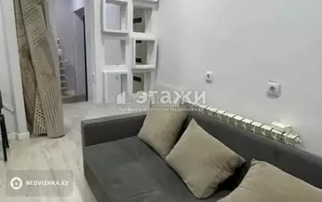 2-комнатная квартира, этаж 8 из 9, 47 м²