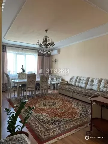 4-комнатная квартира, этаж 11 из 11, 113 м²