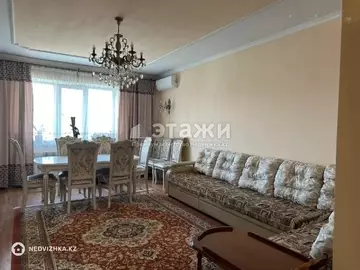 4-комнатная квартира, этаж 11 из 11, 113 м²