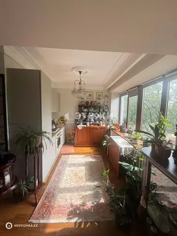 3-комнатная квартира, этаж 5 из 5, 90 м²