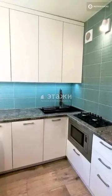 2-комнатная квартира, этаж 3 из 5, 43 м²