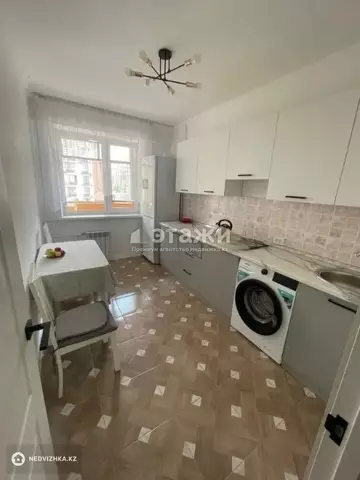 1-комнатная квартира, этаж 7 из 8, 40 м²