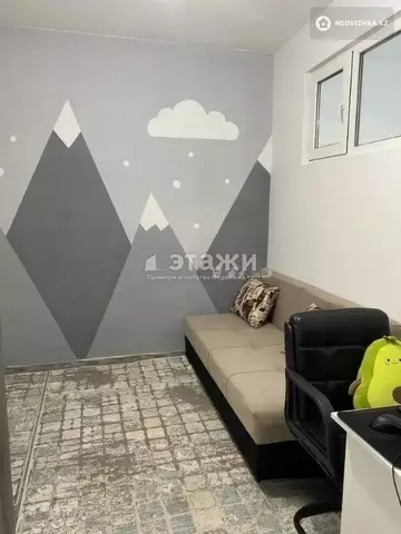 2-комнатная квартира, этаж 8 из 8, 56 м²