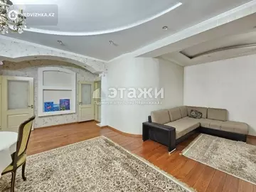 4-комнатная квартира, этаж 6 из 22, 137 м², на длительный срок
