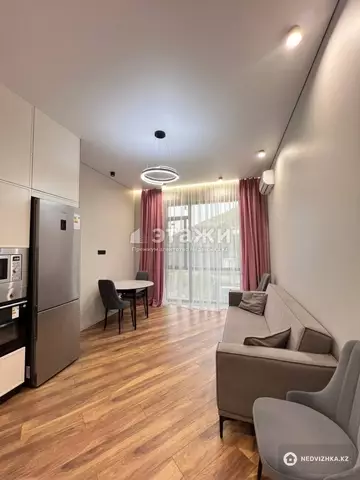 2-комнатная квартира, этаж 2 из 3, 55 м², на длительный срок