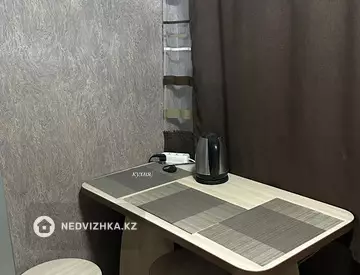 3-комнатная квартира, этаж 3 из 4, 42 м², на длительный срок