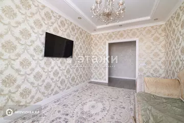 3-комнатная квартира, этаж 6 из 10, 81 м²