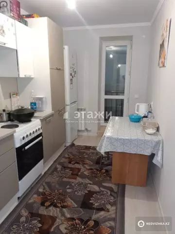1-комнатная квартира, этаж 8 из 9, 39 м²