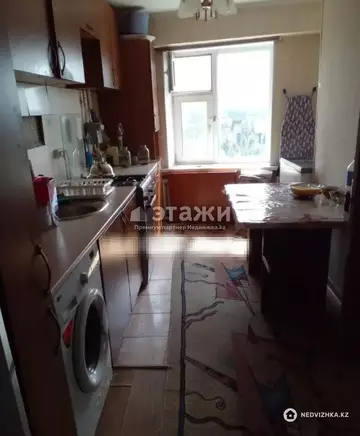 3-комнатная квартира, этаж 9 из 12, 63 м²