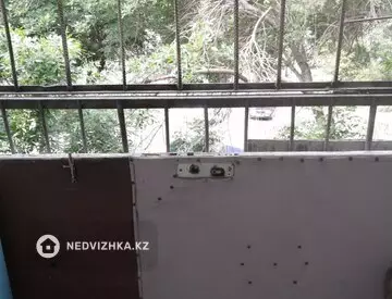 2-комнатная квартира, этаж 3 из 5, 48 м²