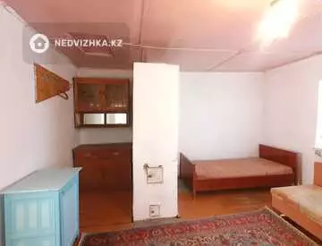 2-комнатный дом, 18 соток, 60 м²