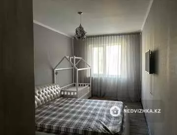 3-комнатная квартира, этаж 15 из 16, 88 м², на длительный срок